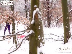 Dakota Lesson in how to fuck two dogs